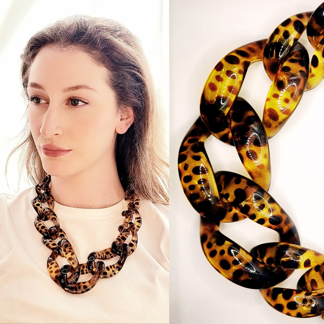 Model wearing brown leopard print chain necklace